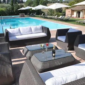 https://la-sorgente-capannole.it-tuscanyhotel.com