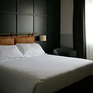 https://club-house-rome.it-romehotels.com