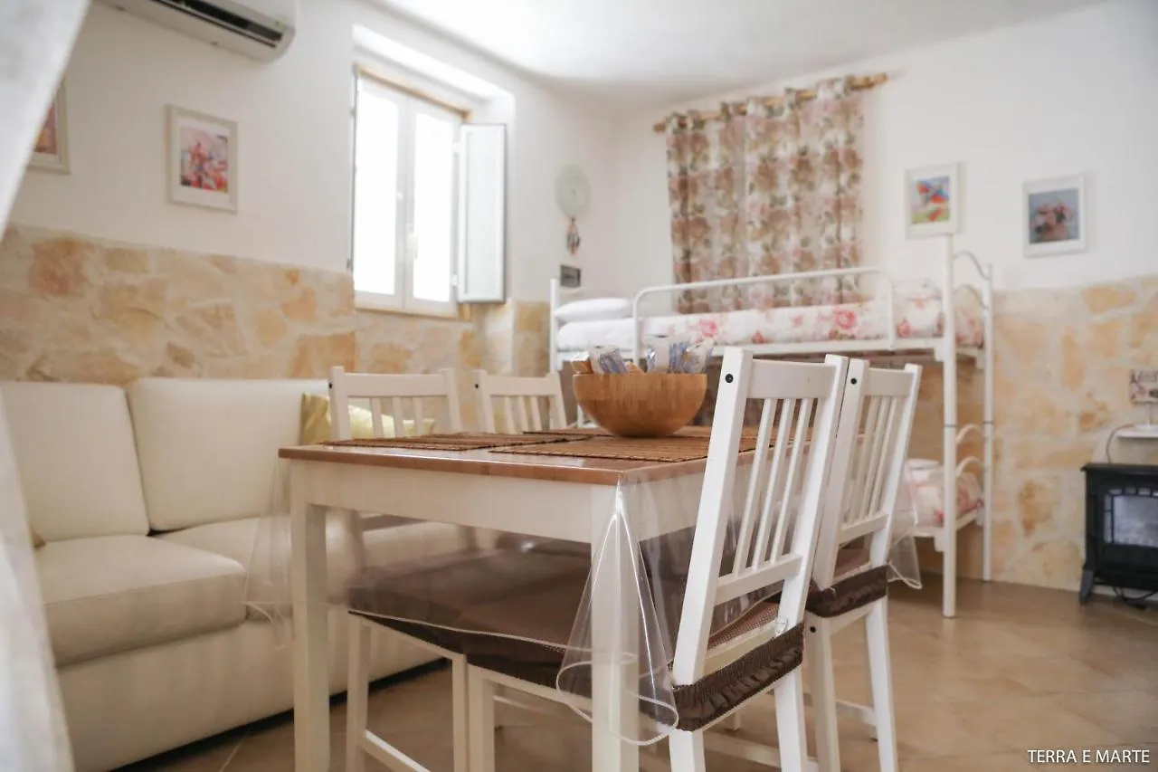 B&B Alla Corte Degli Alberolungo 바리